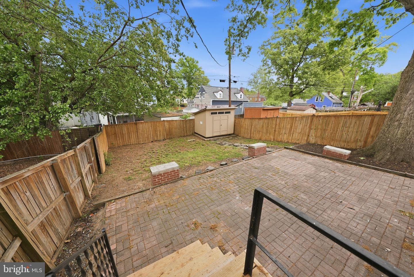 2212 Huntington Avenue photo 17