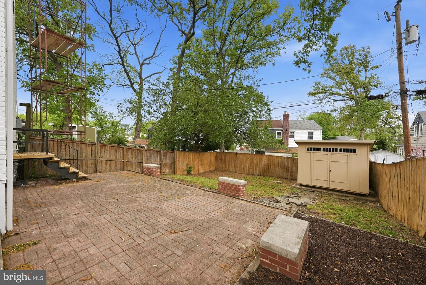2212 Huntington Avenue photo 18