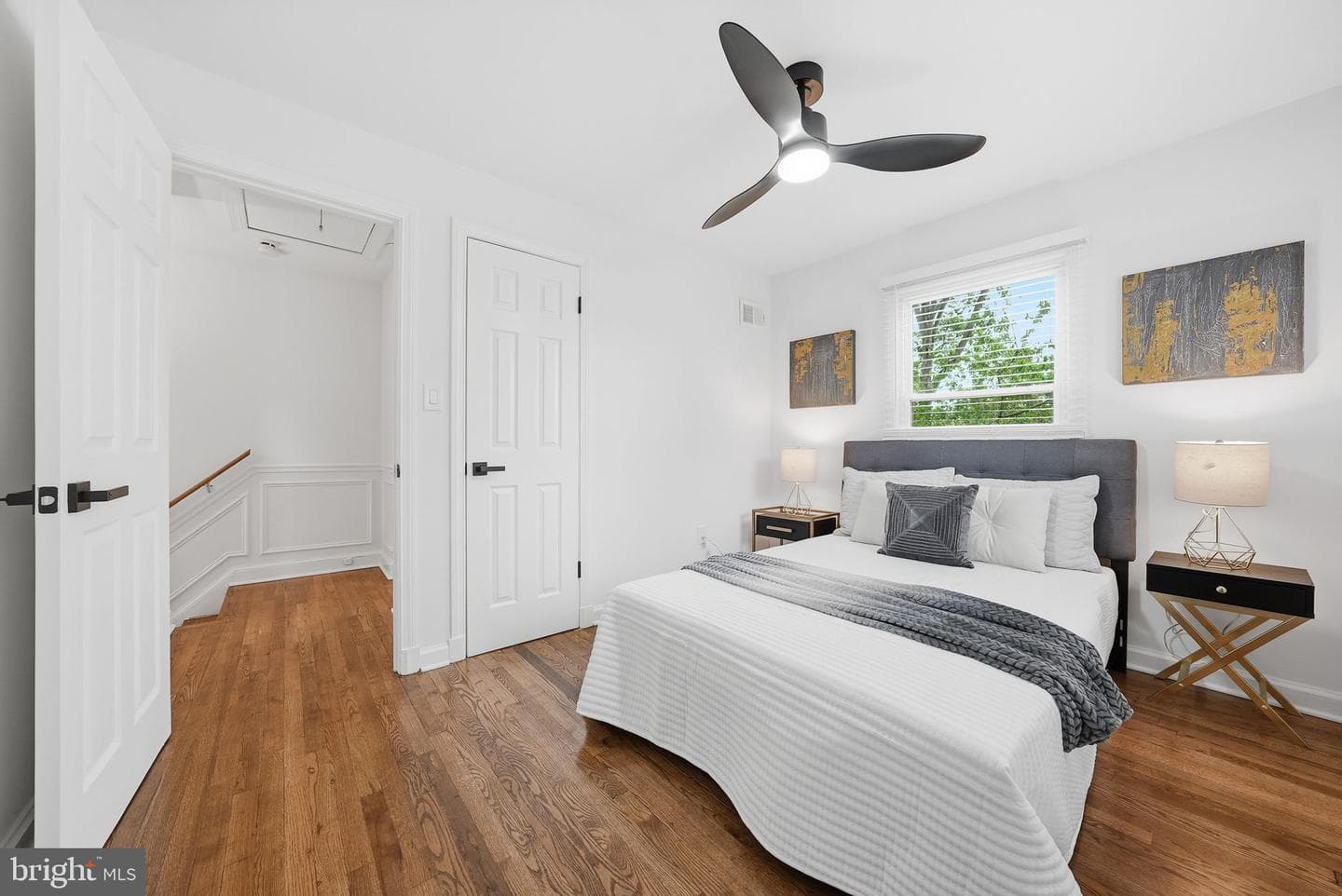 2212 Huntington Avenue photo 25