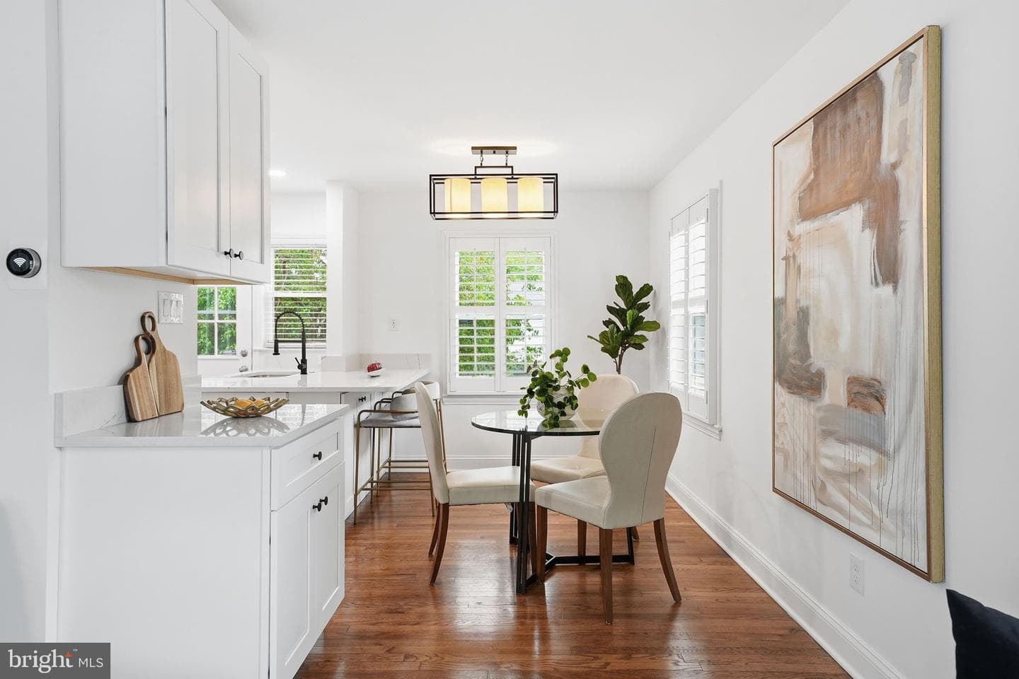 2212 Huntington Avenue photo 6