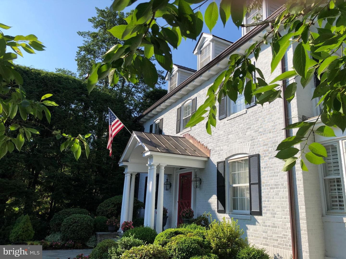 6108 Vernon Terrace photo 1