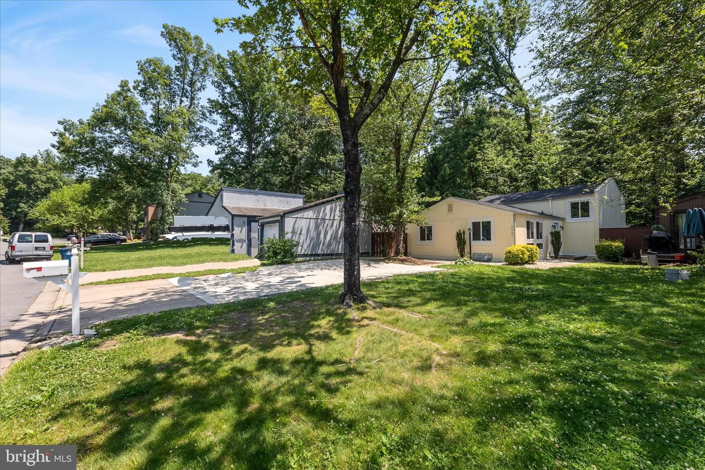 2231 Sanibel Drive, Reston