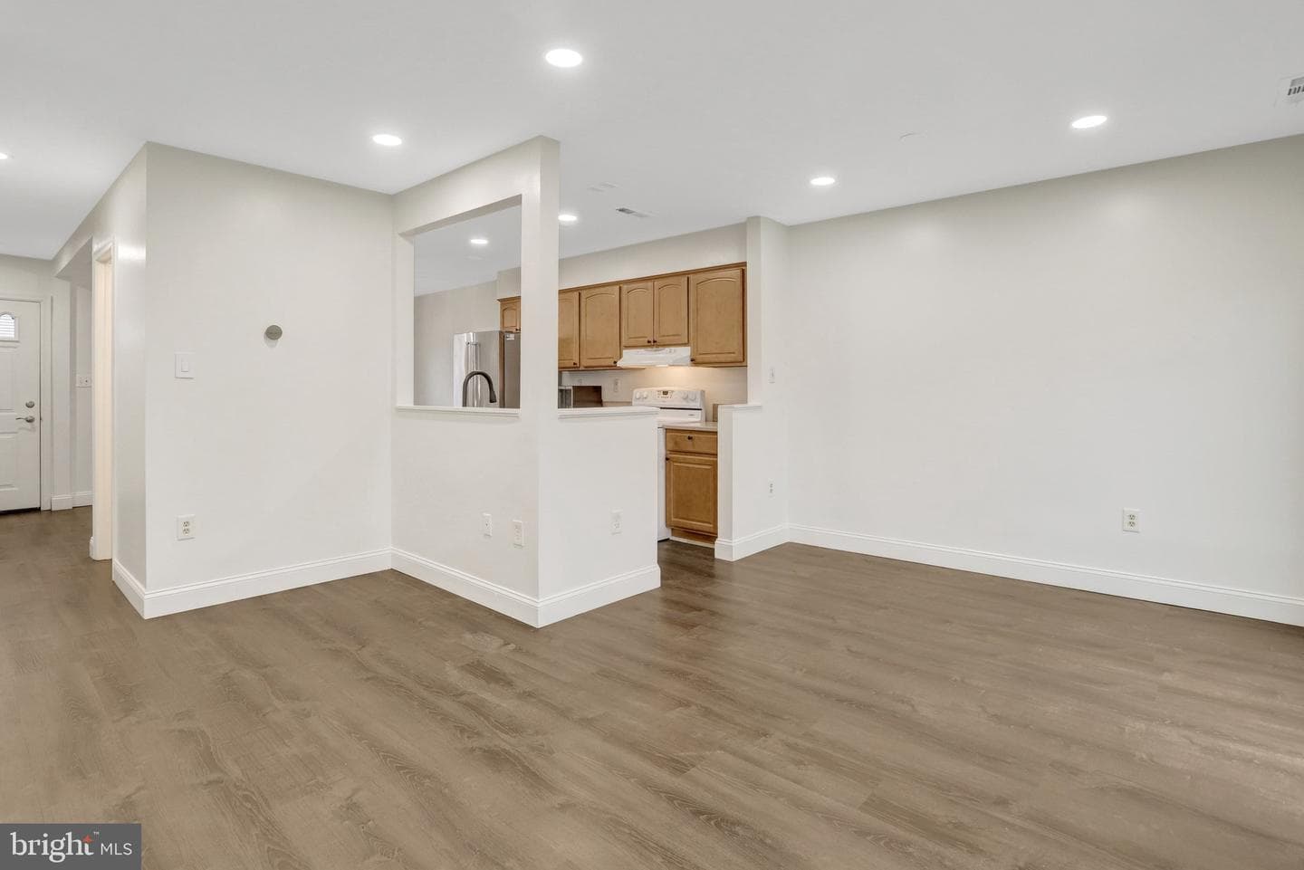 5840 Burke Manor Court photo 10