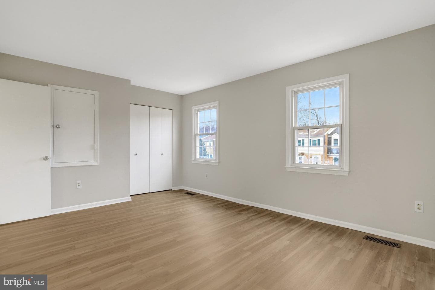 5840 Burke Manor Court photo 17