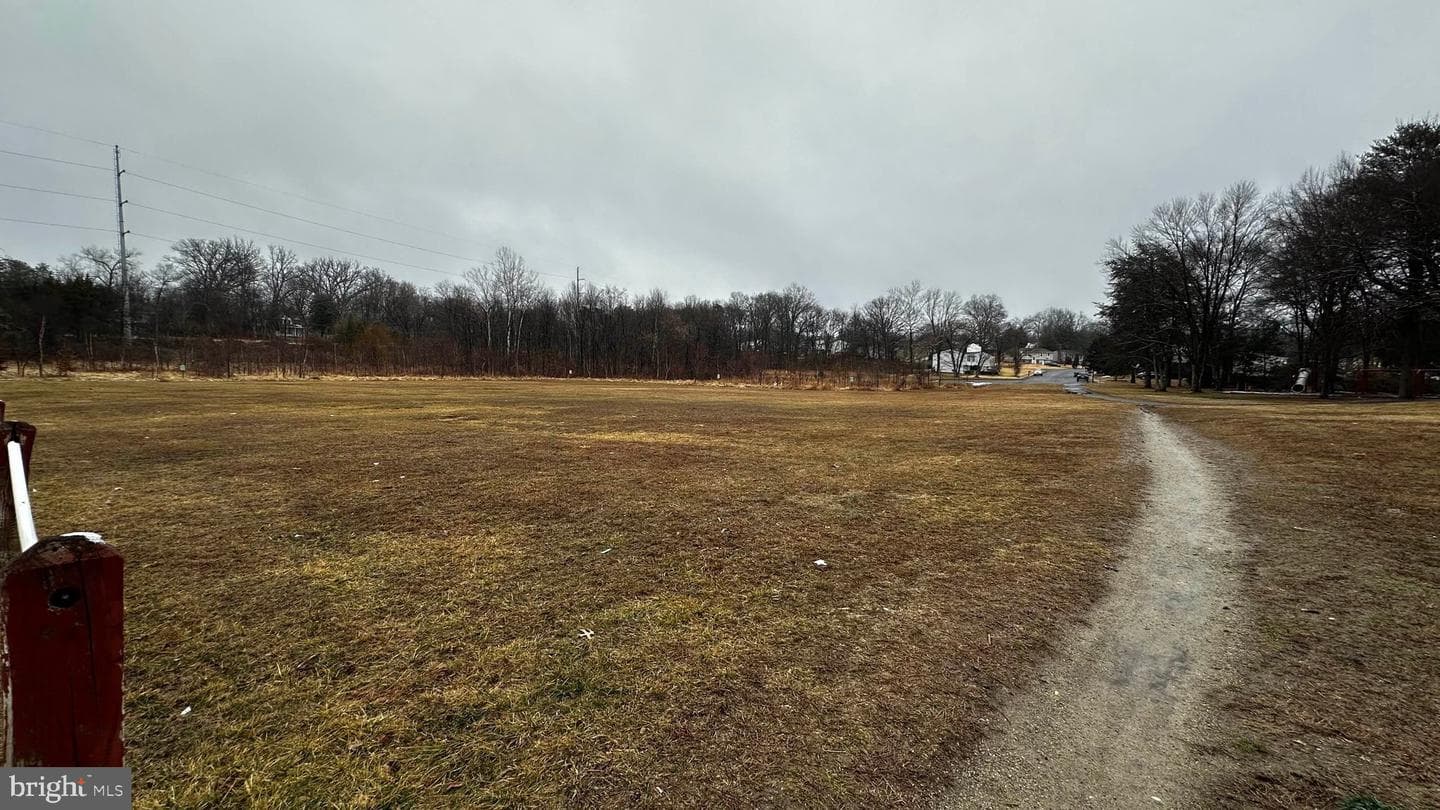 5840 Burke Manor Court photo 33