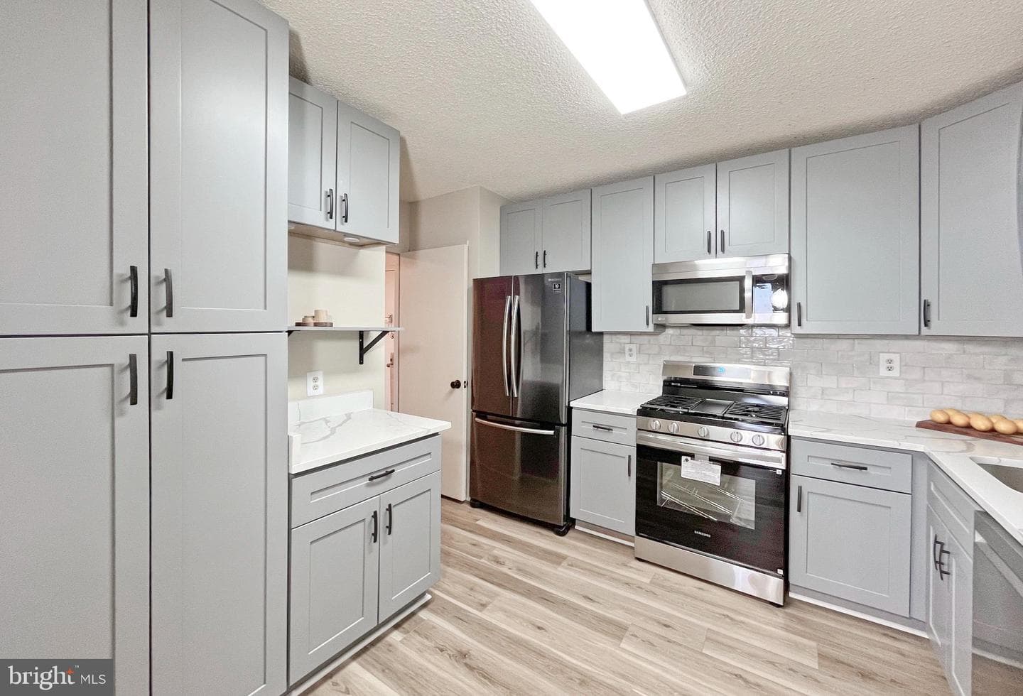 3705 S George Mason Drive #1811s photo 11