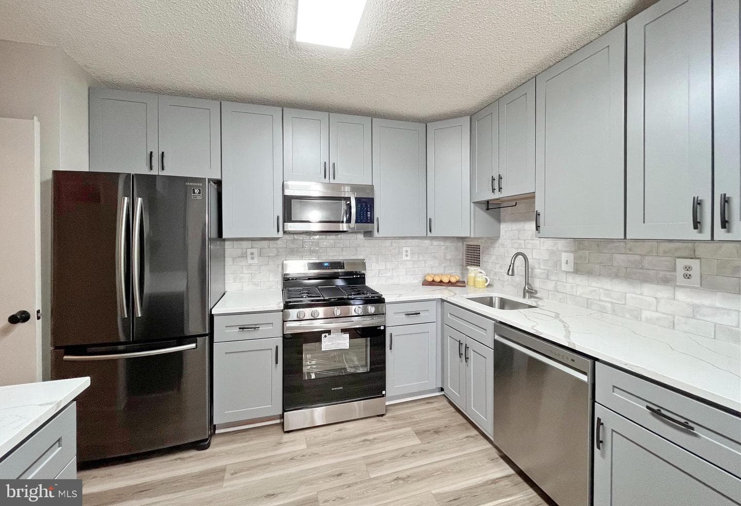 3705 S George Mason Drive #1811s photo 12