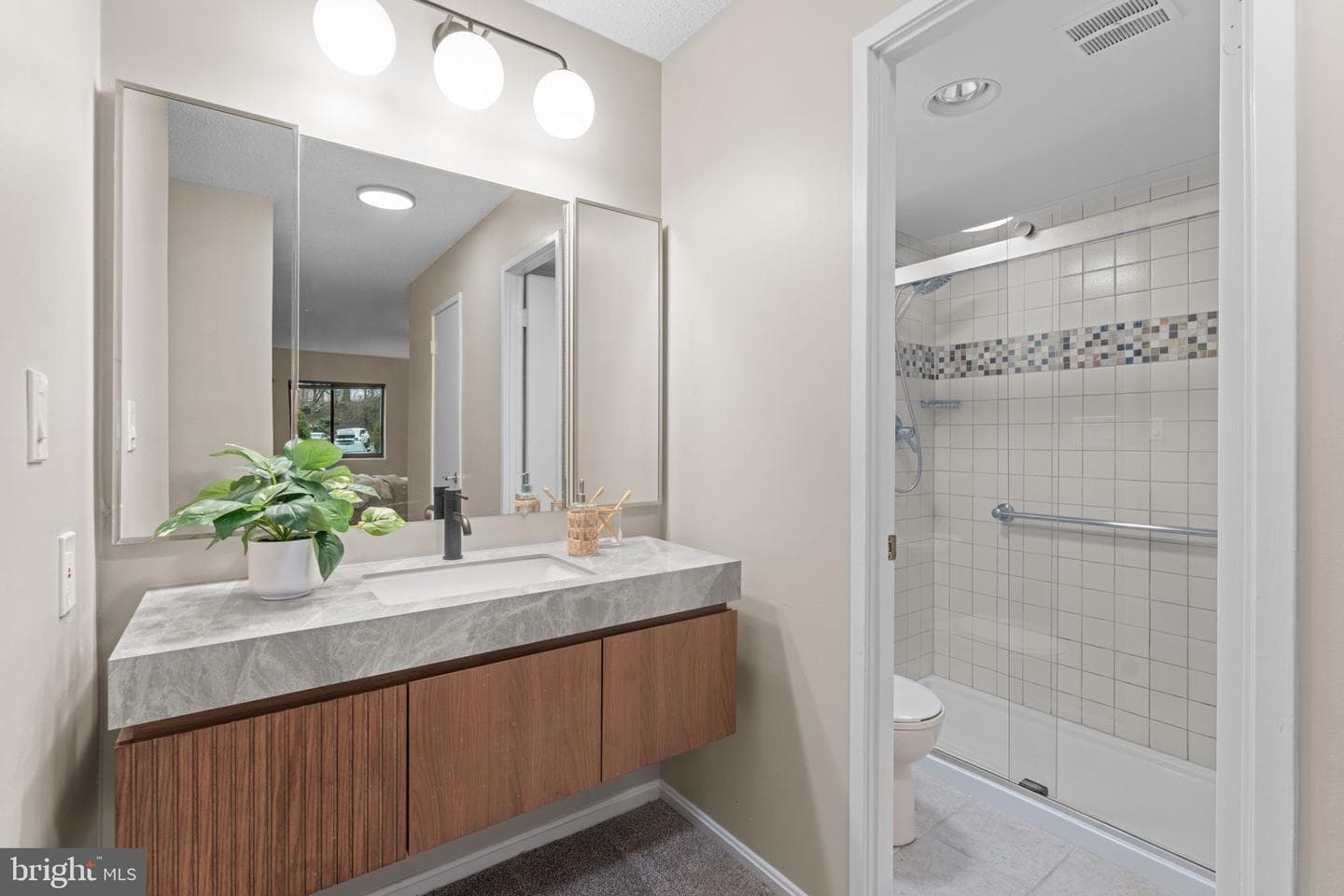 5903 Mount Eagle Drive #103 photo 23