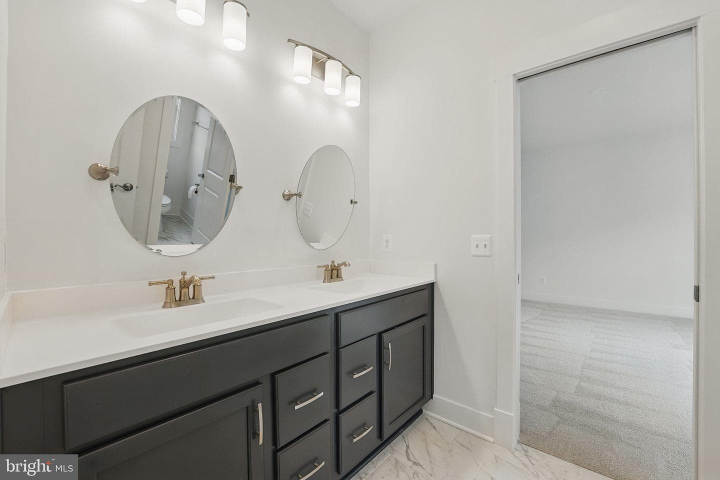 3857 Pinewood Terrace photo 22