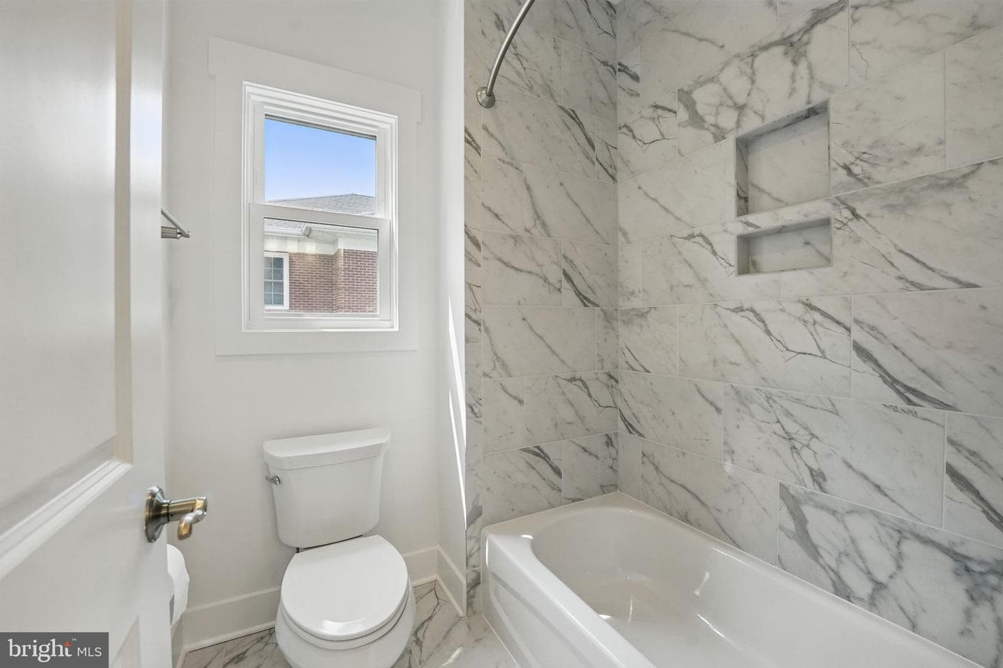 3857 Pinewood Terrace photo 23