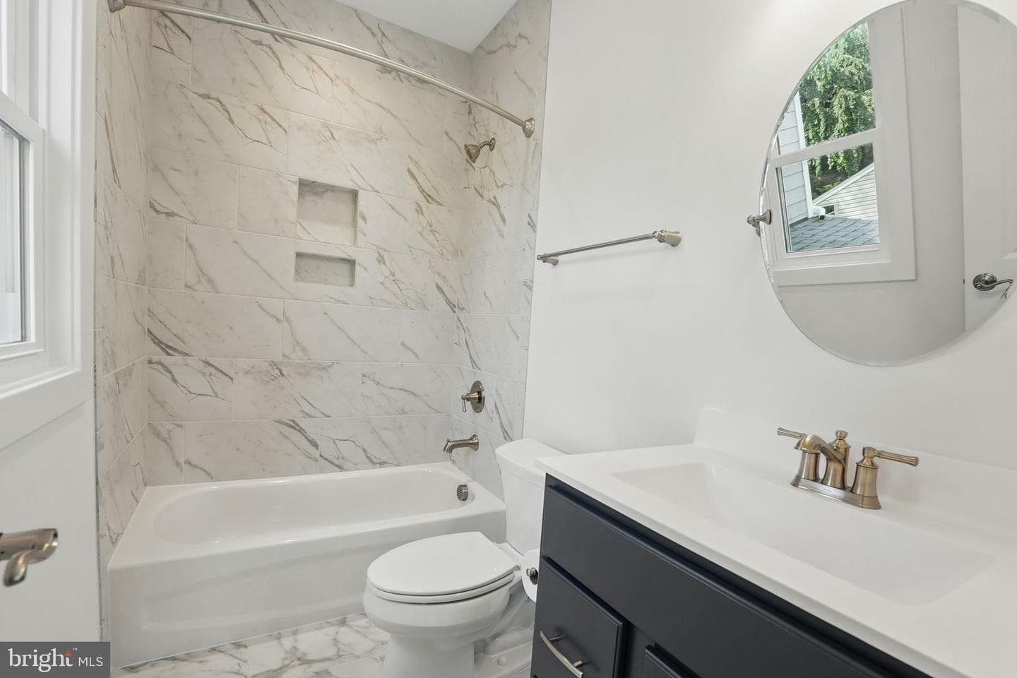 3857 Pinewood Terrace photo 26