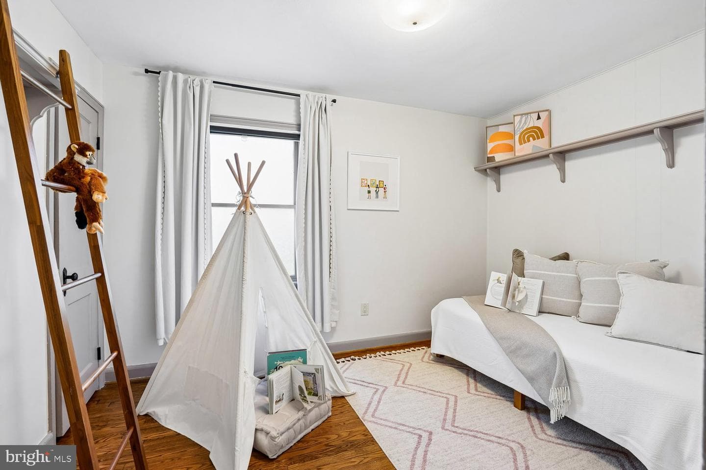 2953 Strathmeade Street photo 30