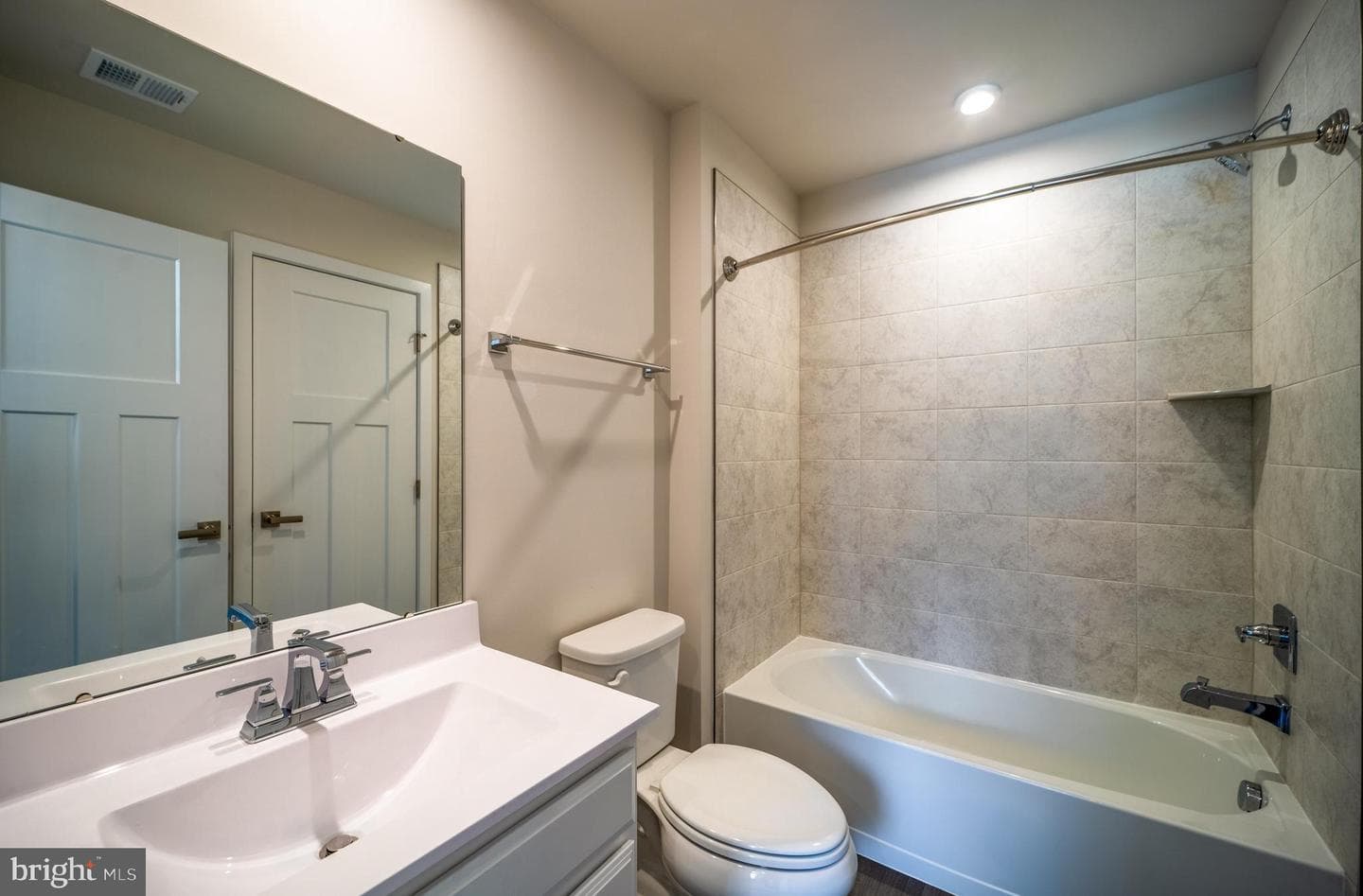 14062 Sunrise Valley Drive photo 21