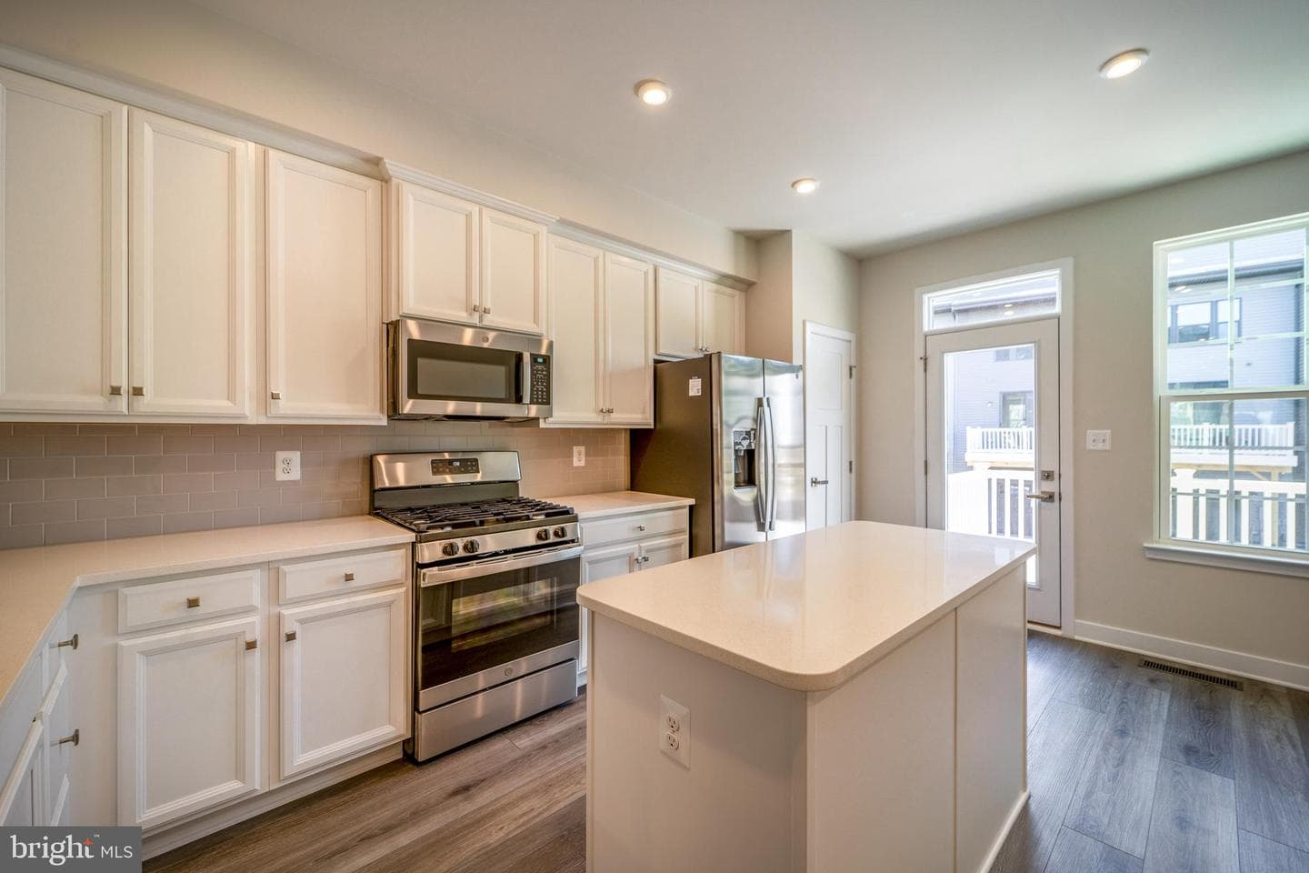 14062 Sunrise Valley Drive photo 4