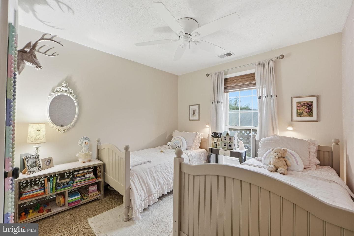 10024 Oakton Terrace Road photo 20