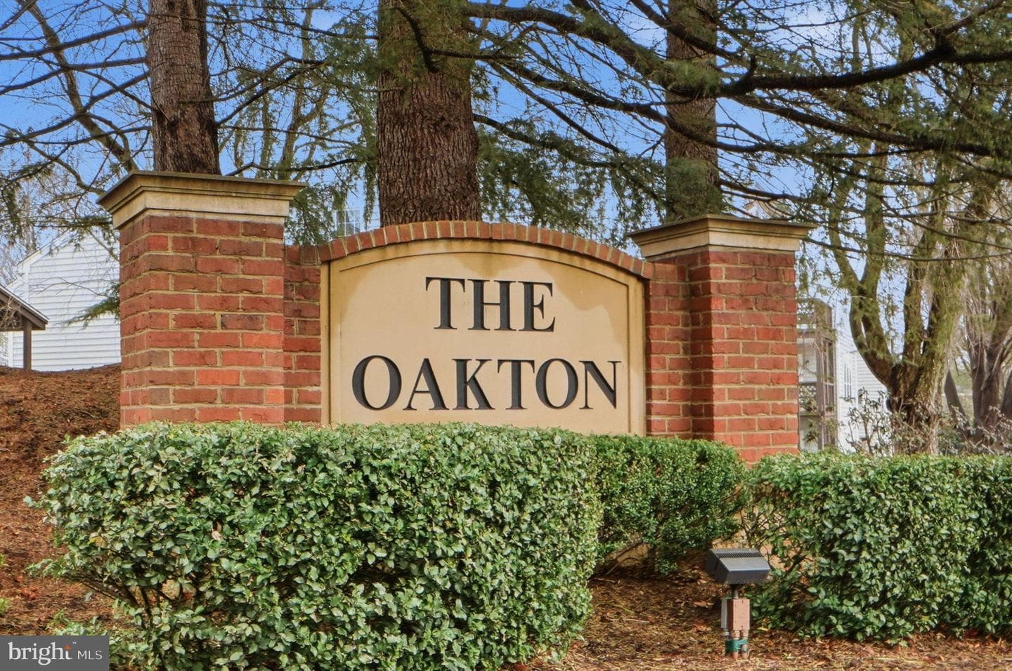 10024 Oakton Terrace Road photo 25