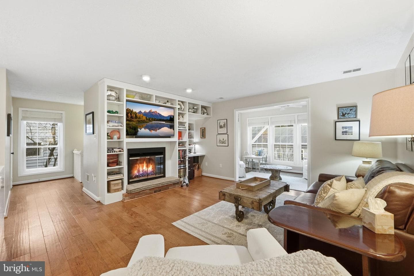 10024 Oakton Terrace Road photo 6