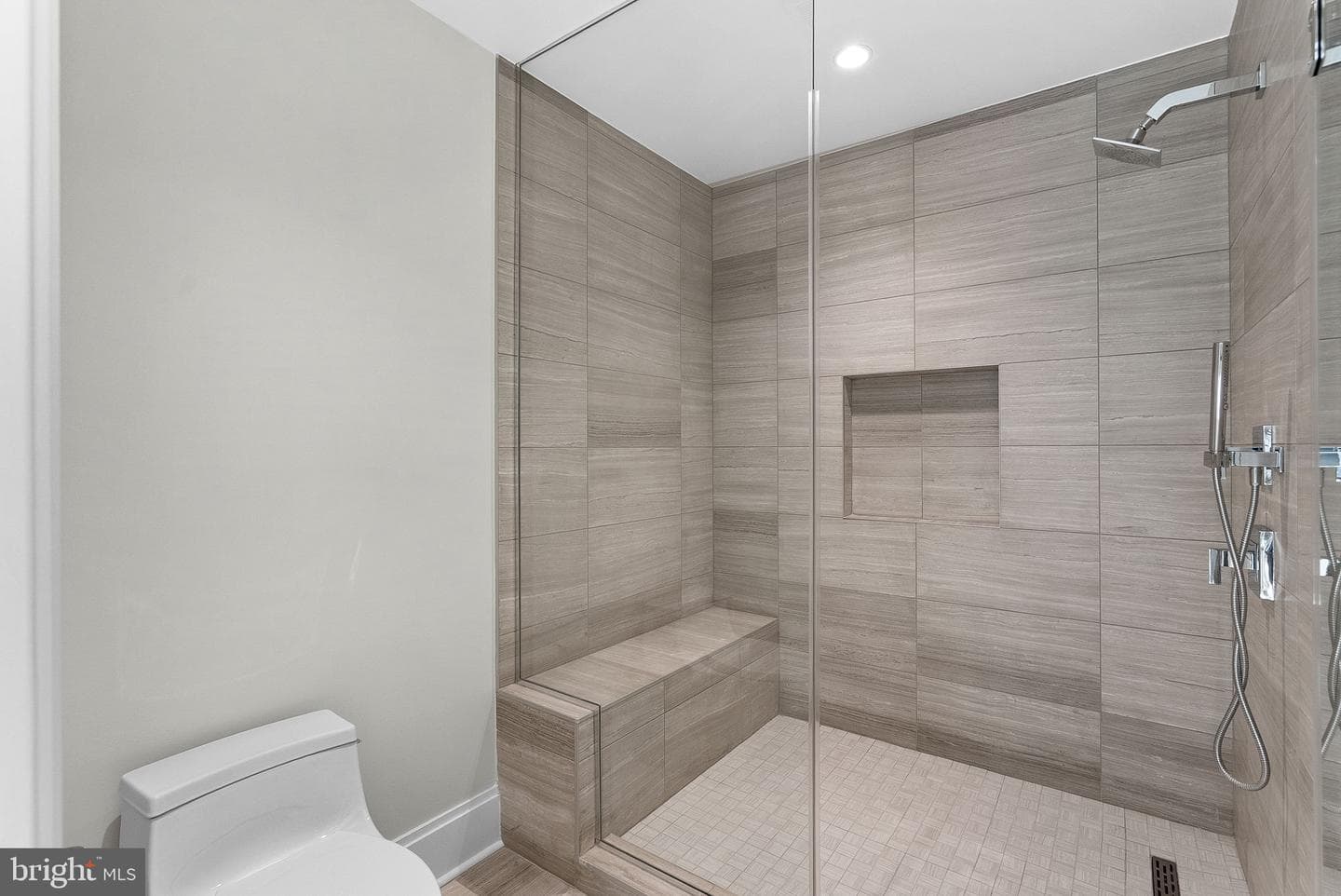 7887 Jones Branch Drive #1701 photo 27