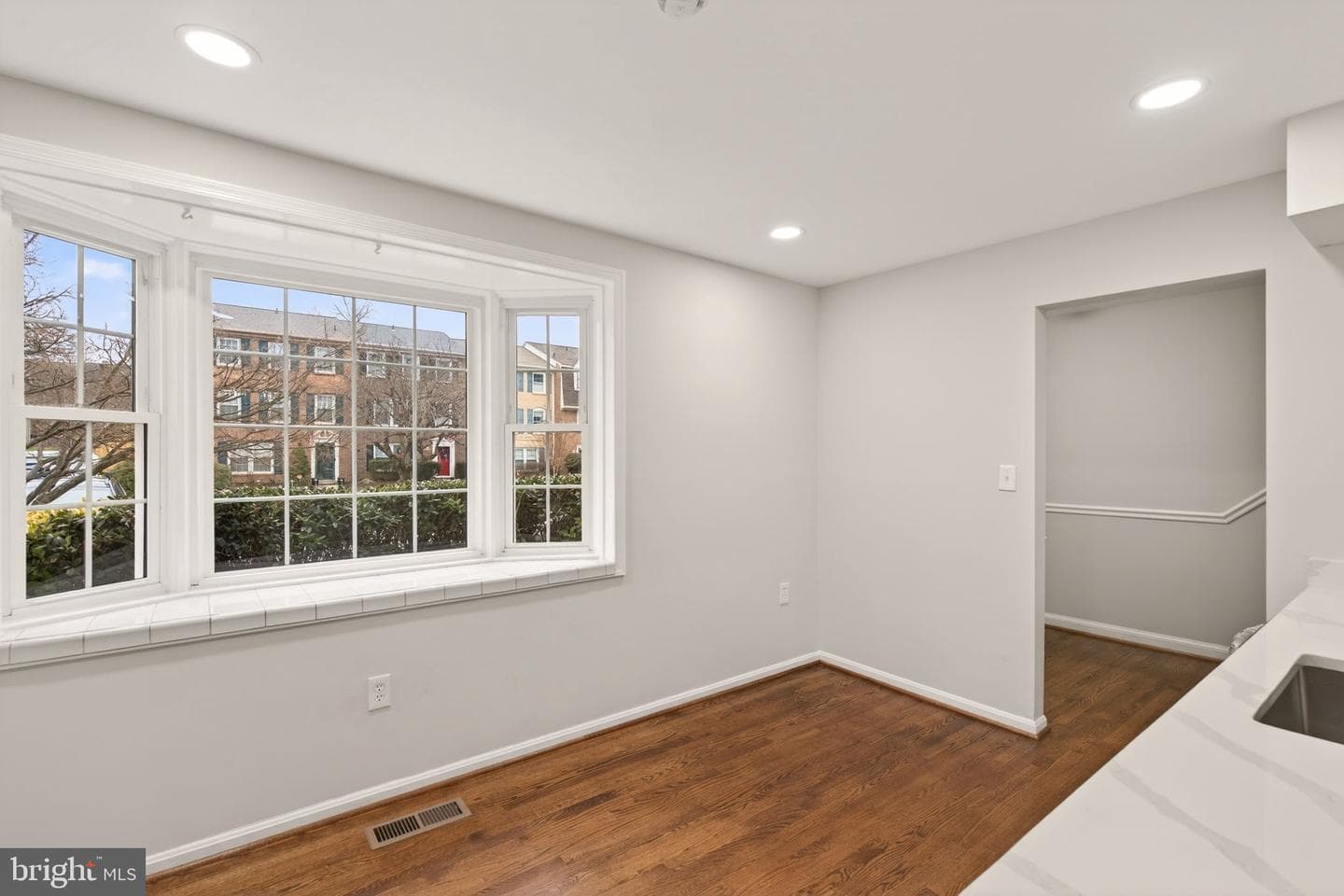 8219 Doctor Craik Court photo 11