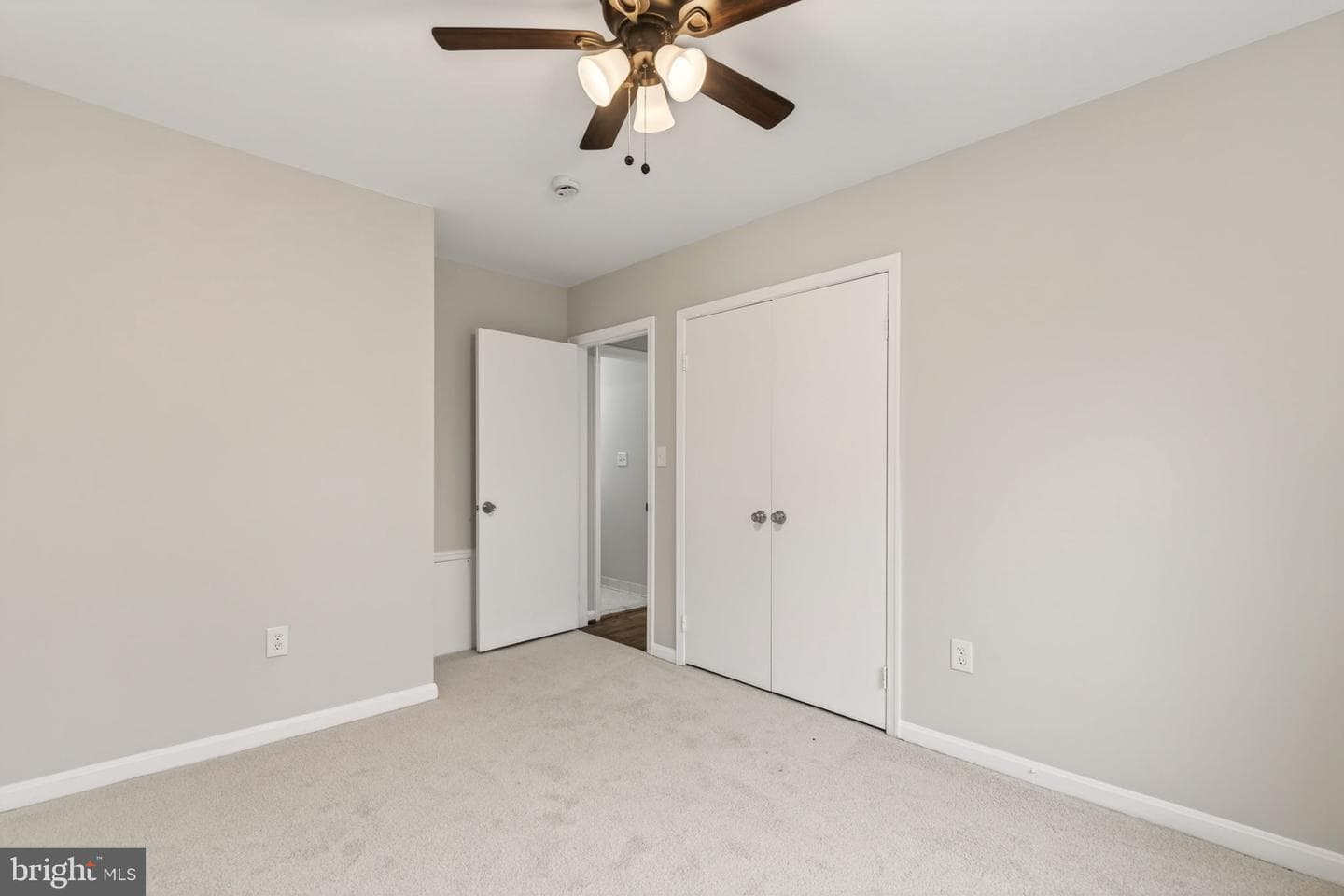 8219 Doctor Craik Court photo 38