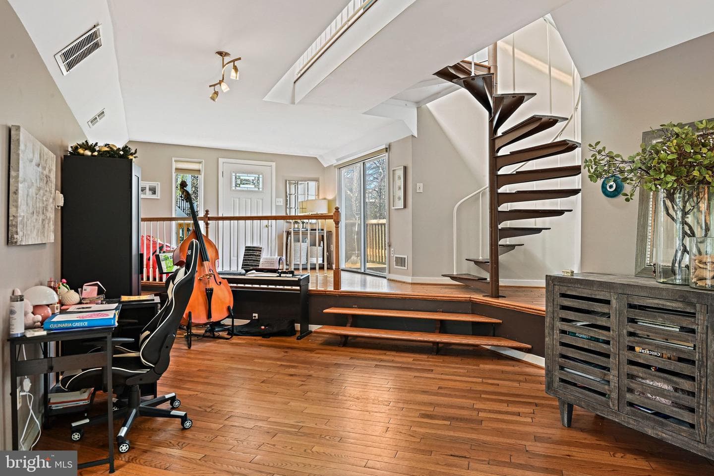 1223 Providence Terrace photo 6