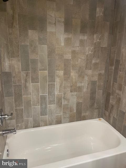 8340 Greensboro Drive #402 photo 16