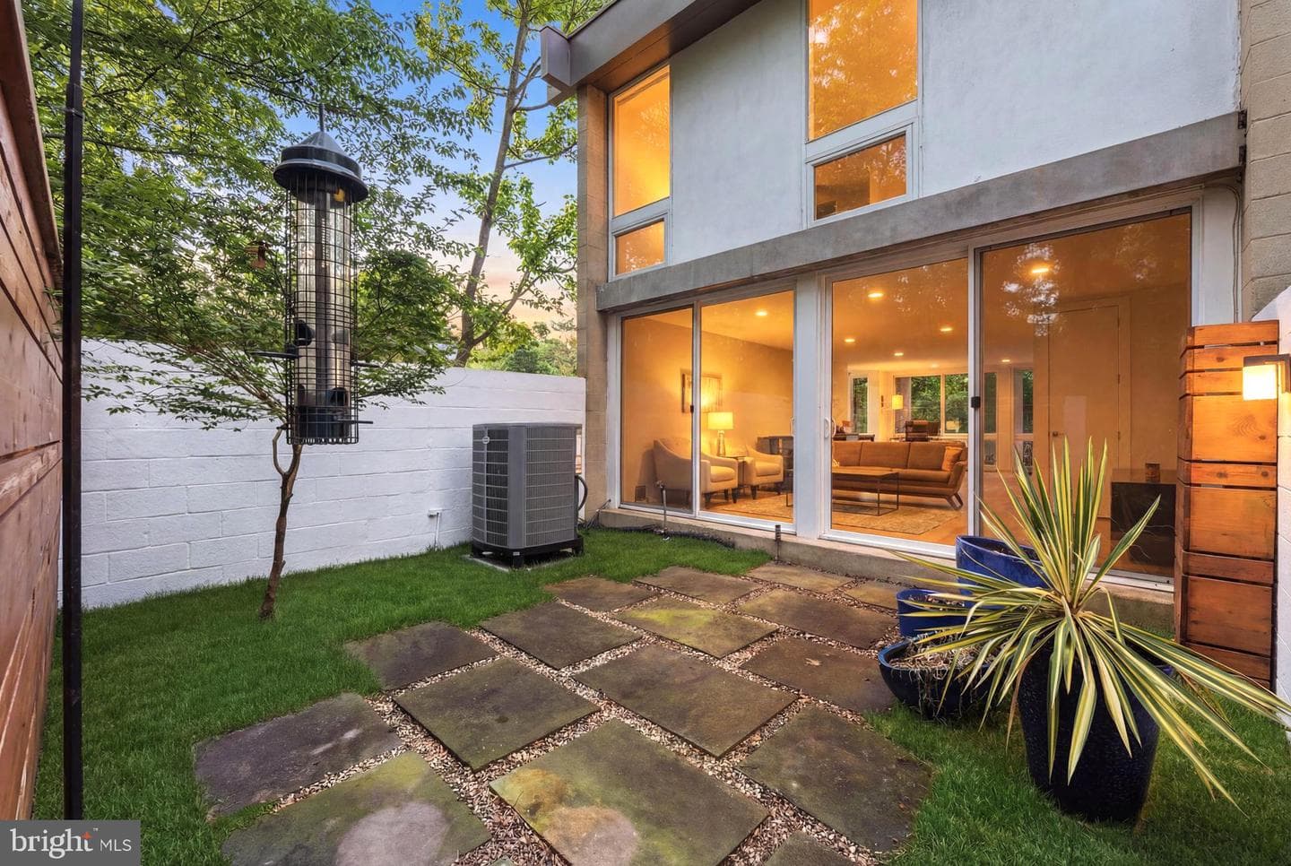 11587 Maple Ridge Road photo 4