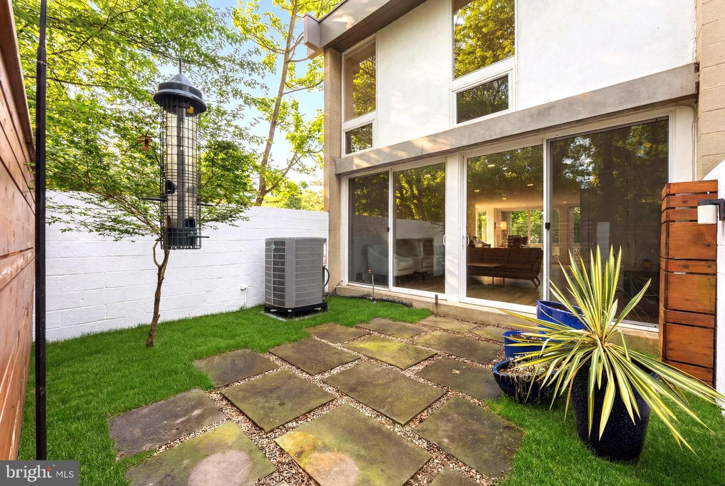 11587 Maple Ridge Road photo 5