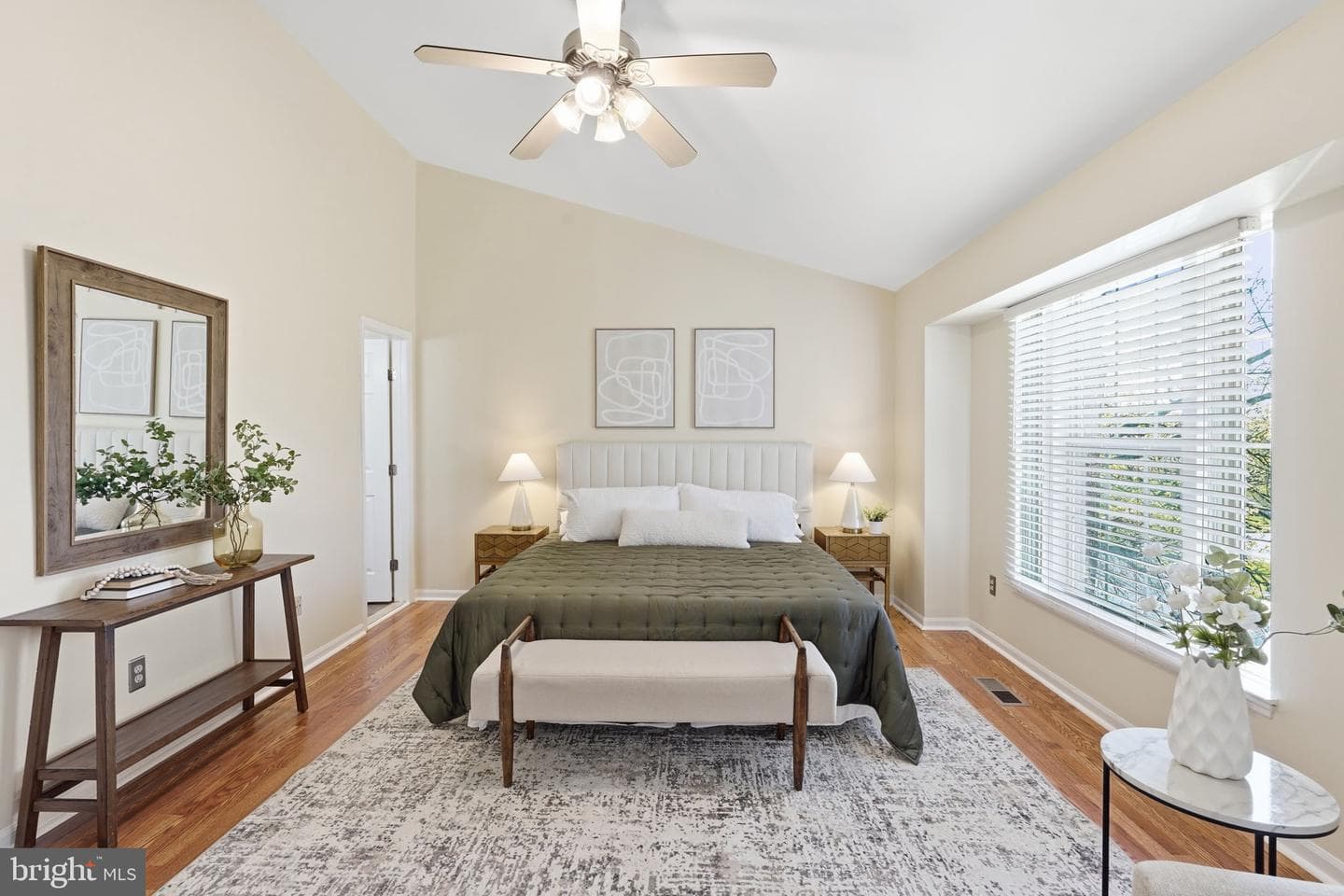 6005 Pieco Court photo 10