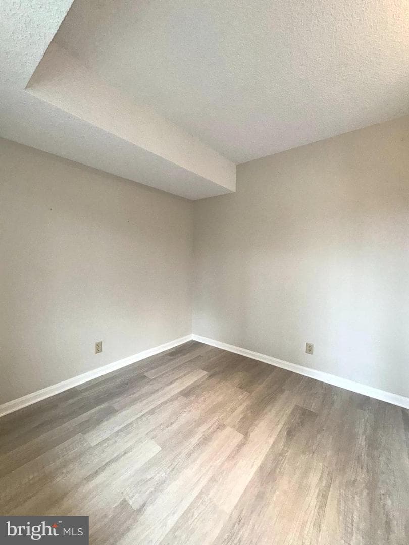 3800 Powell Lane #302 photo 10