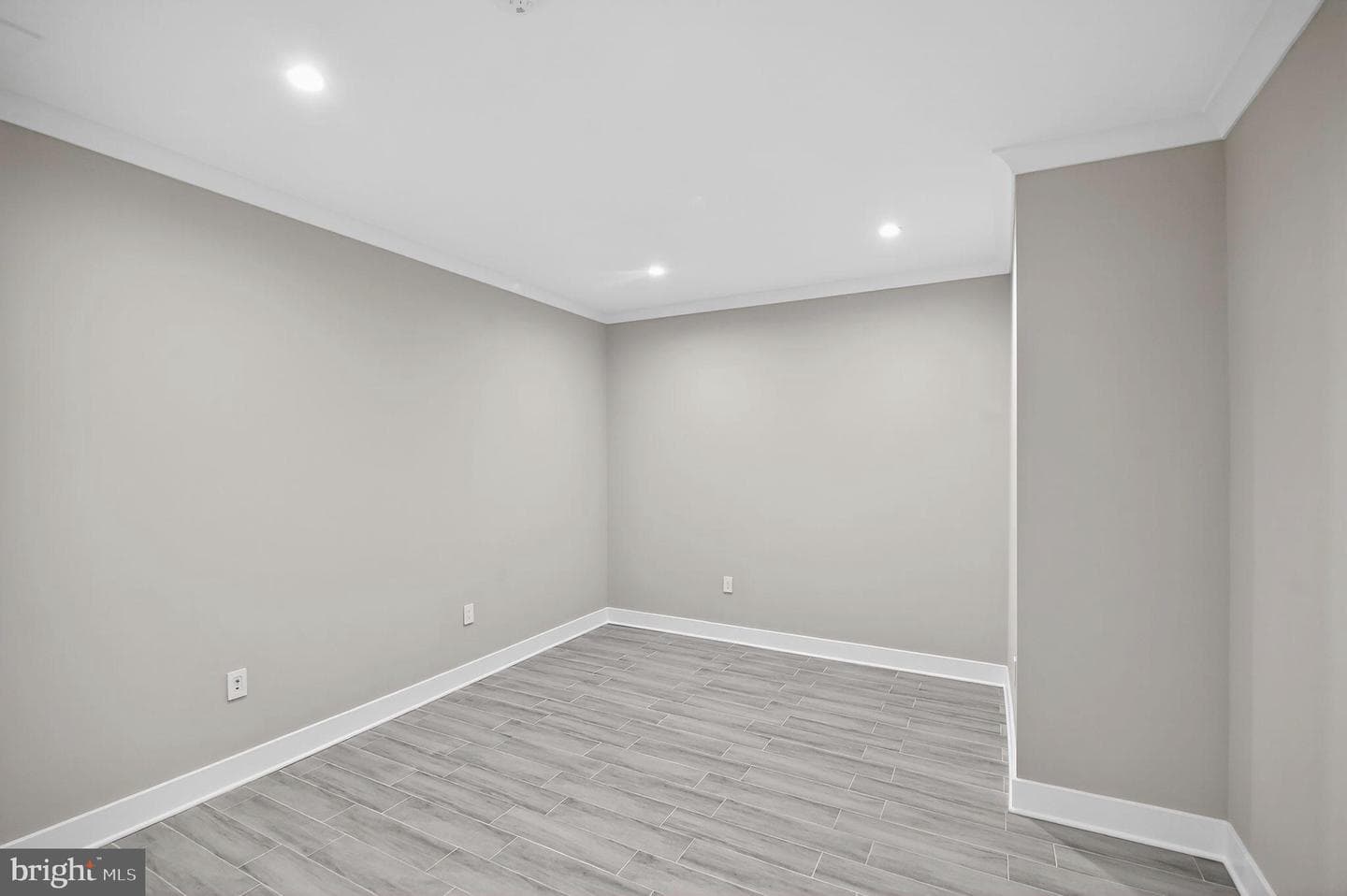 6506 Chesterfield Avenue photo 48
