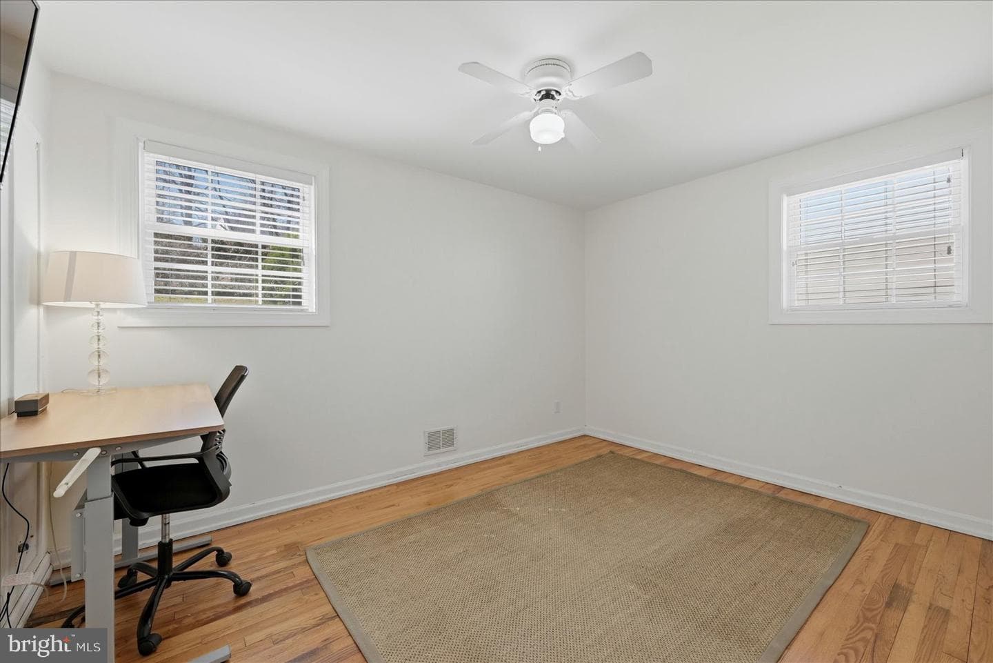 7309 Woodley Place photo 18