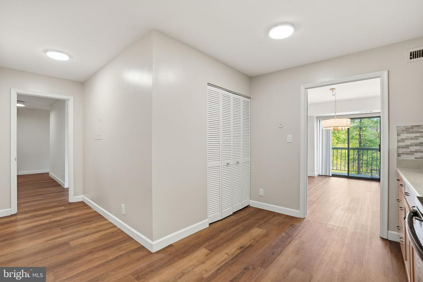 3800 Powell Lane #311 photo 6