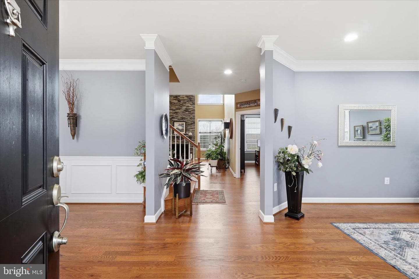 5575 James Young Way photo 3