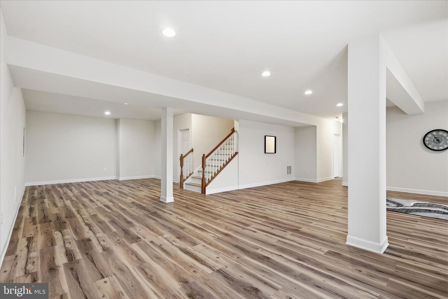5575 James Young Way photo 39