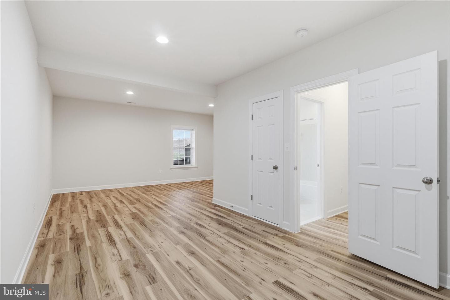 5575 James Young Way photo 40