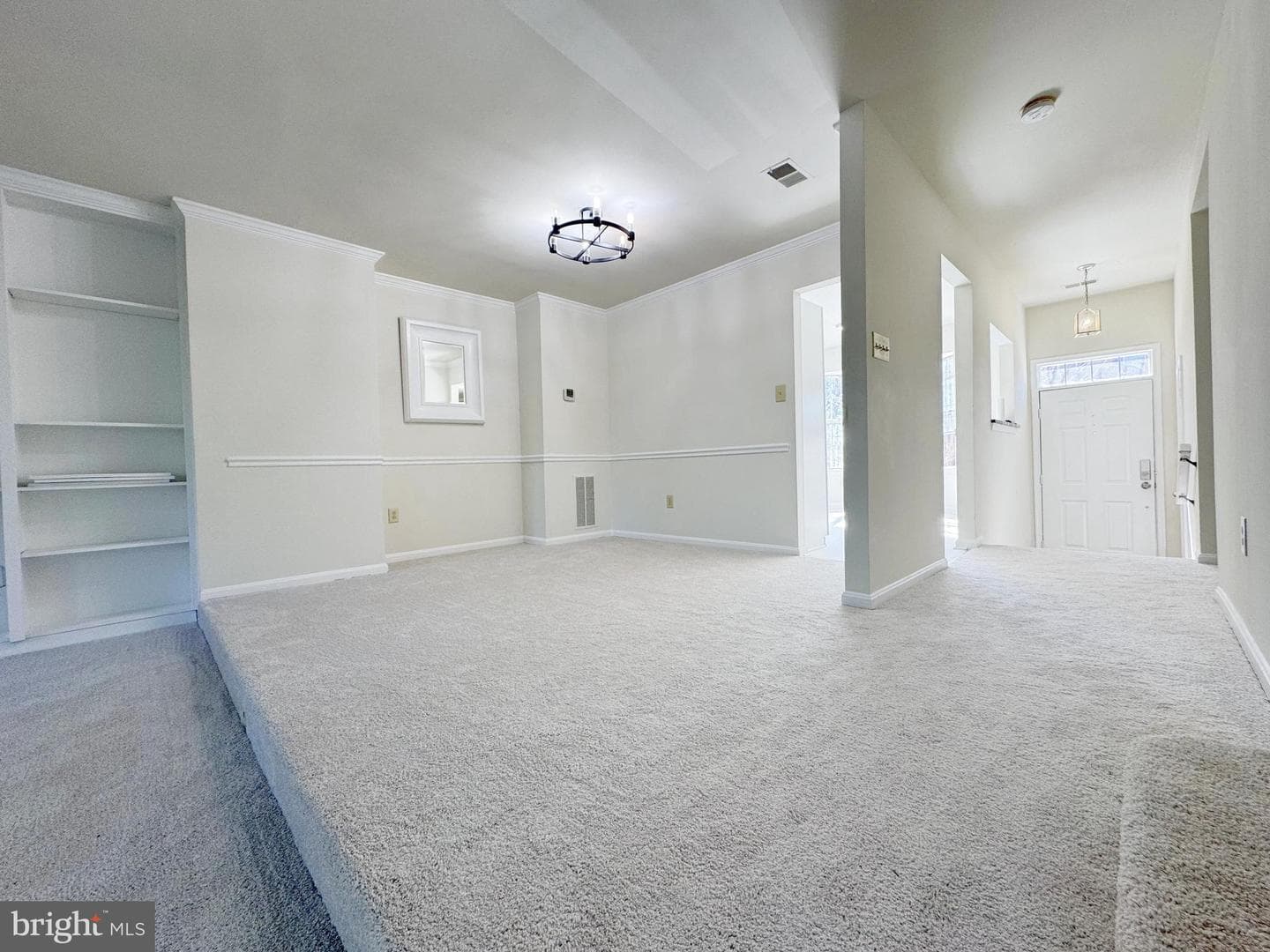 9615 Franklin Woods Place photo 4