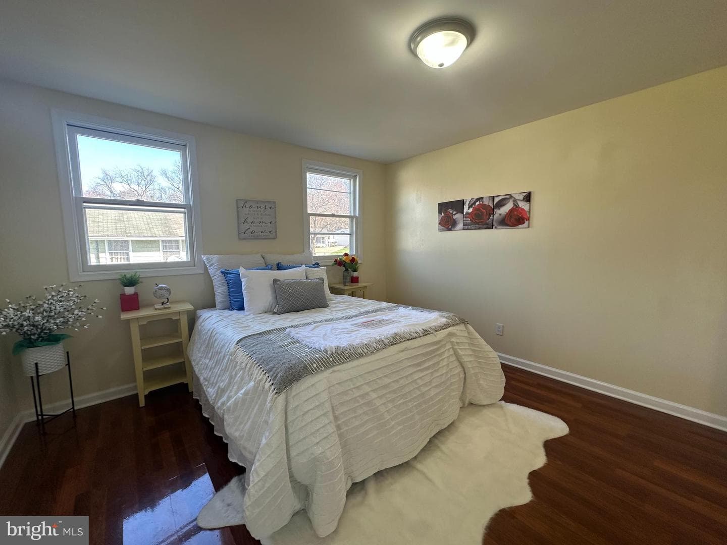 5530 Halwis Street photo 11