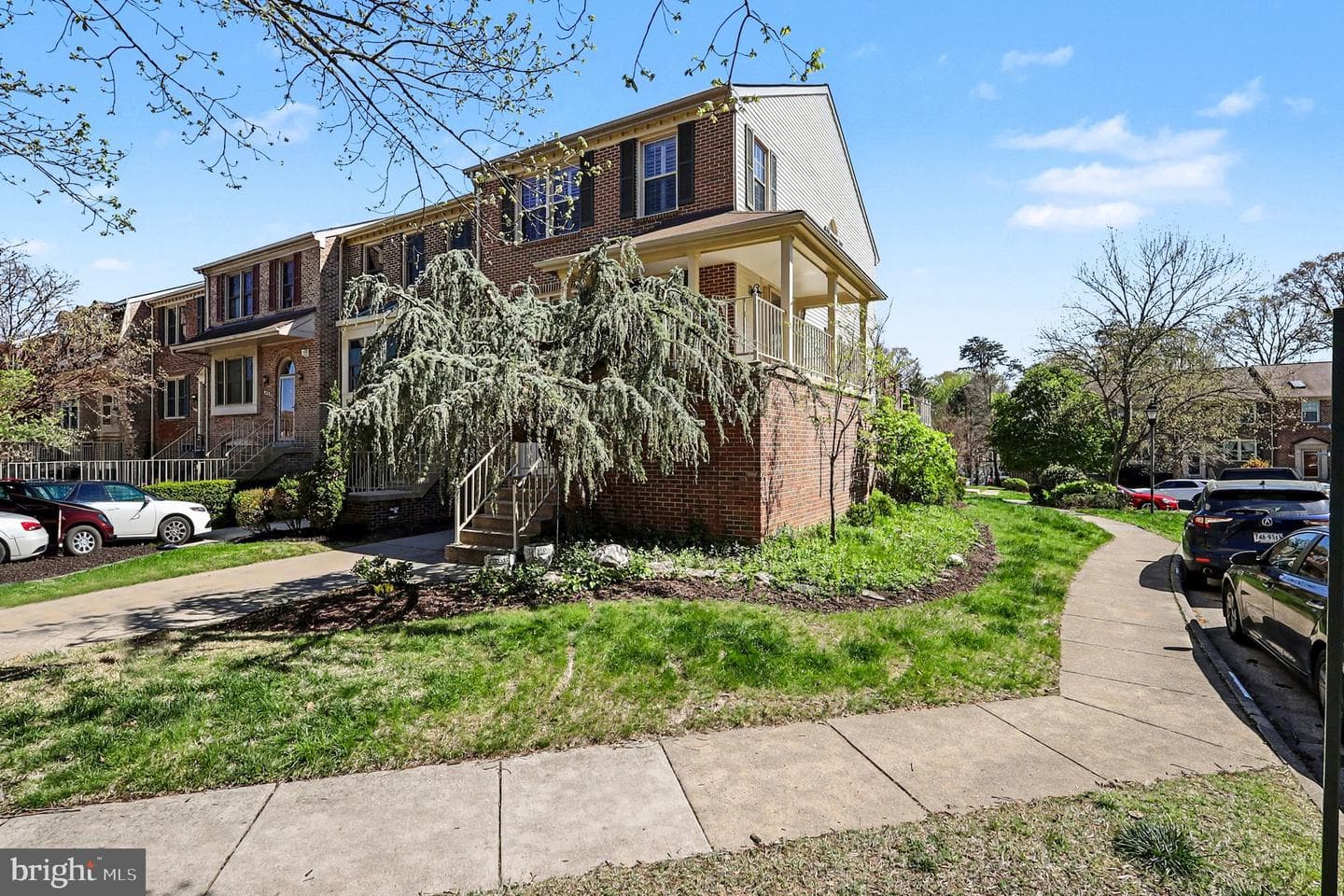 8433 Millwood Drive photo 3