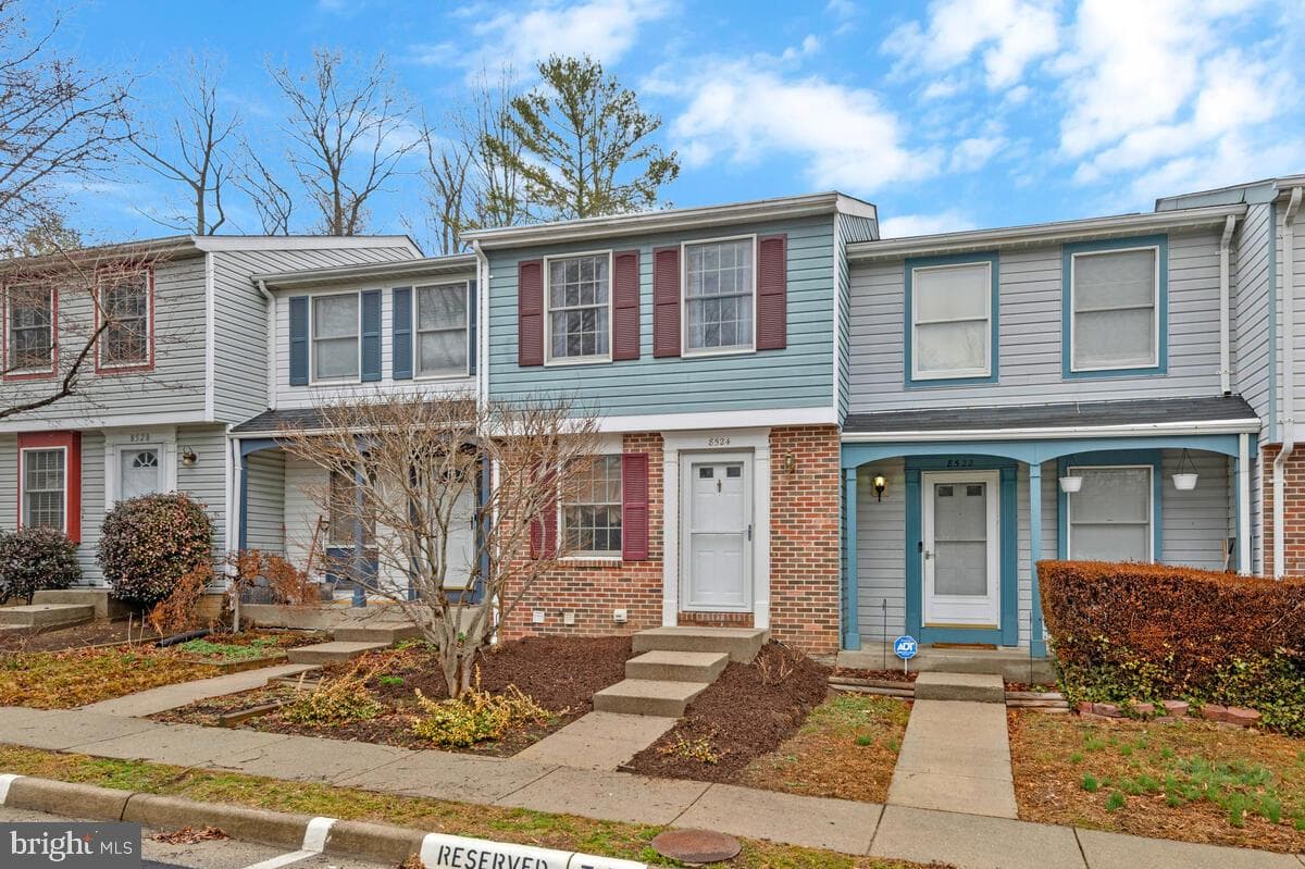 8524 Blue Rock Lane photo 2