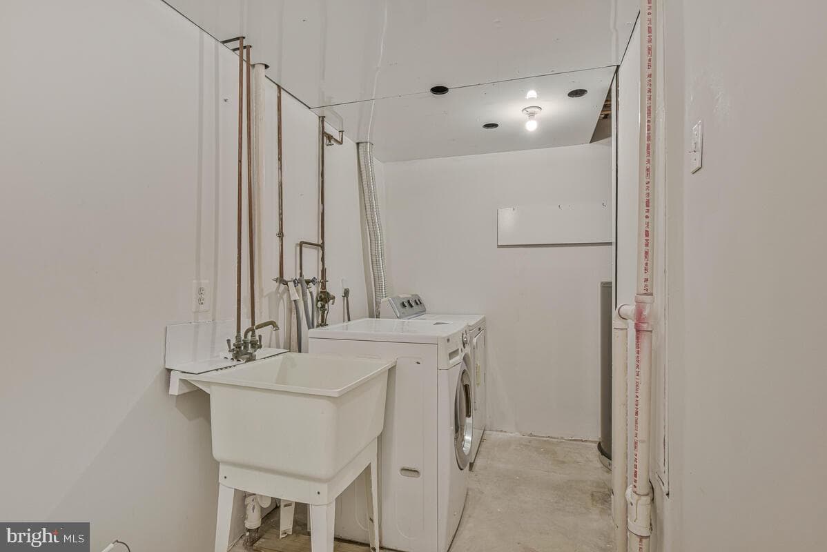 8524 Blue Rock Lane photo 24