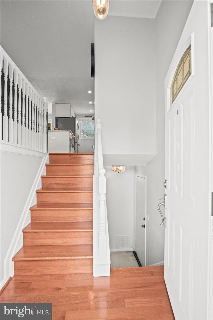 5829 Parakeet Drive photo 2