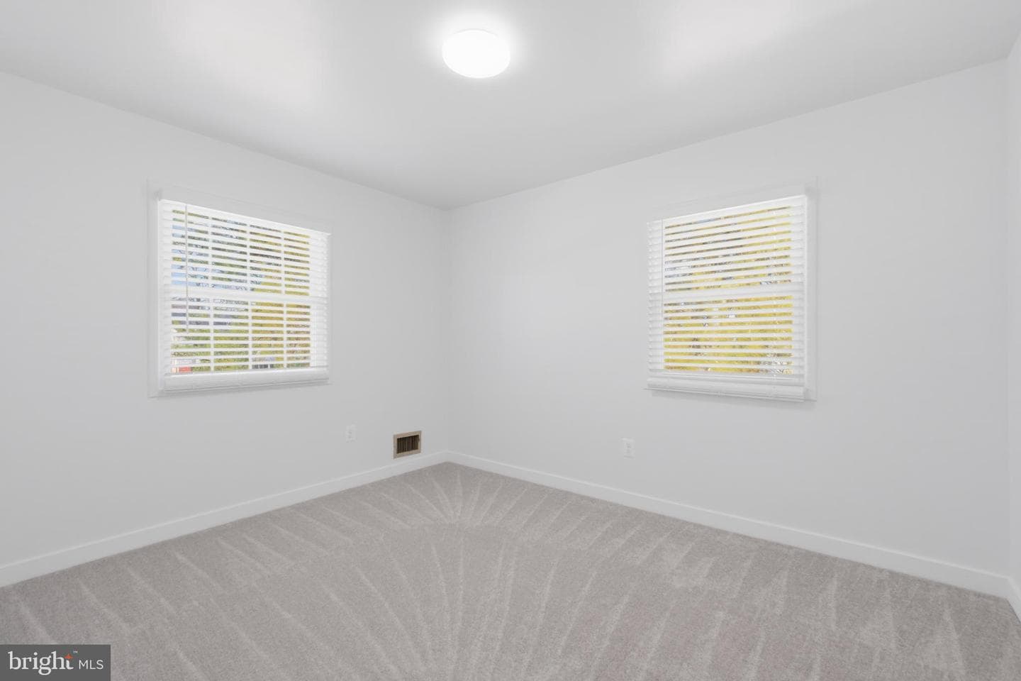 5719 La Vista Drive photo 16