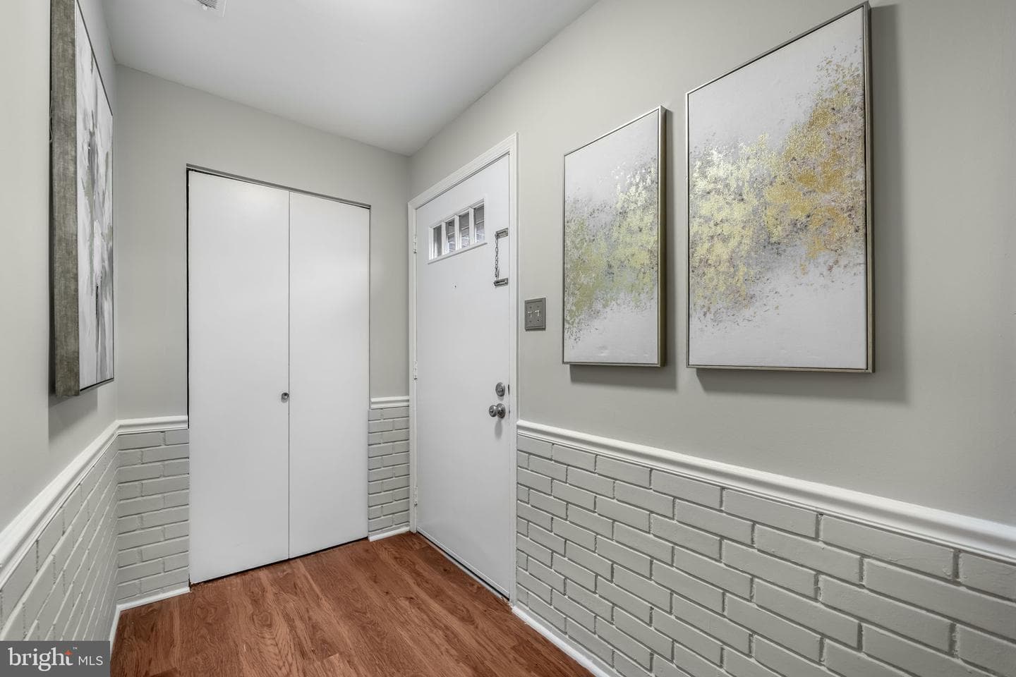 5822 Burke Manor Court photo 9