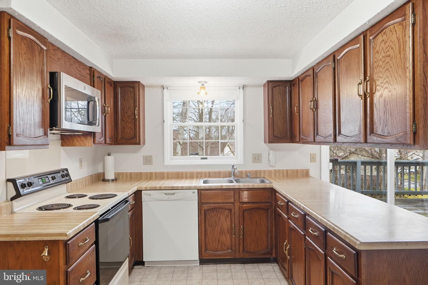 10302 Steamboat Landing Lane photo 11