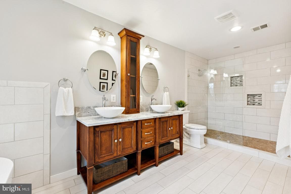 2698 Linda Marie Drive photo 28