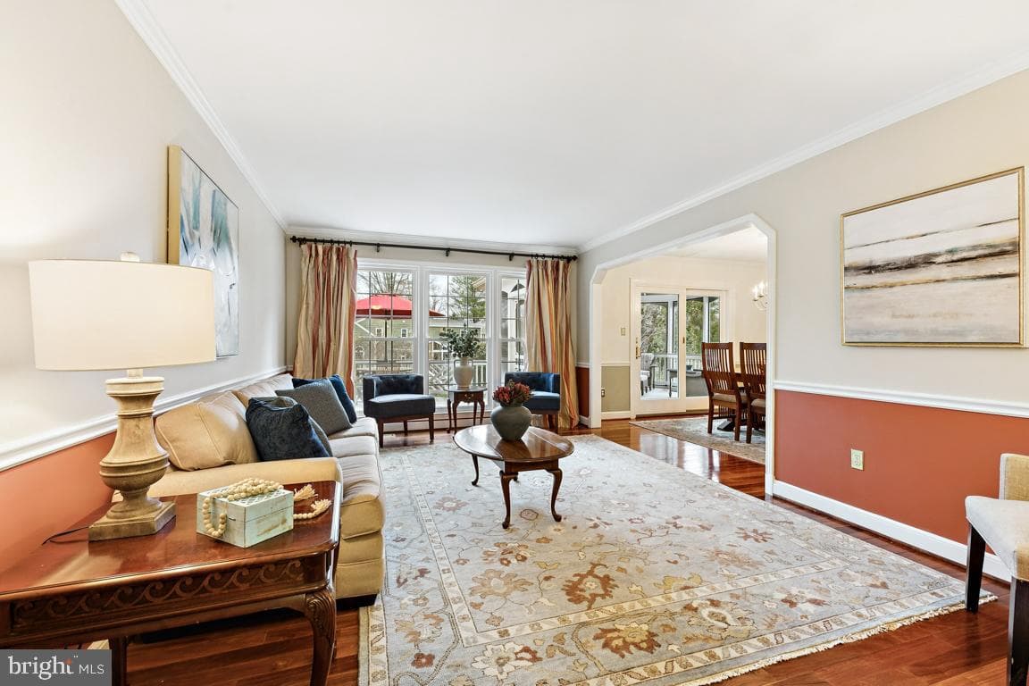2698 Linda Marie Drive photo 8