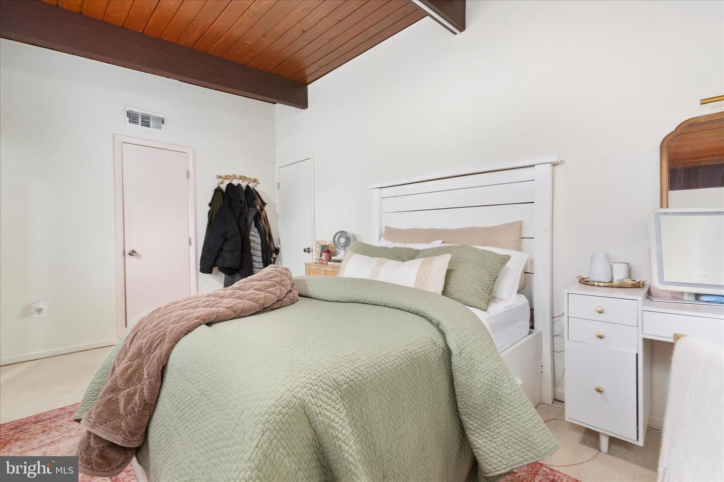 4901 Americana Drive #202 photo 18