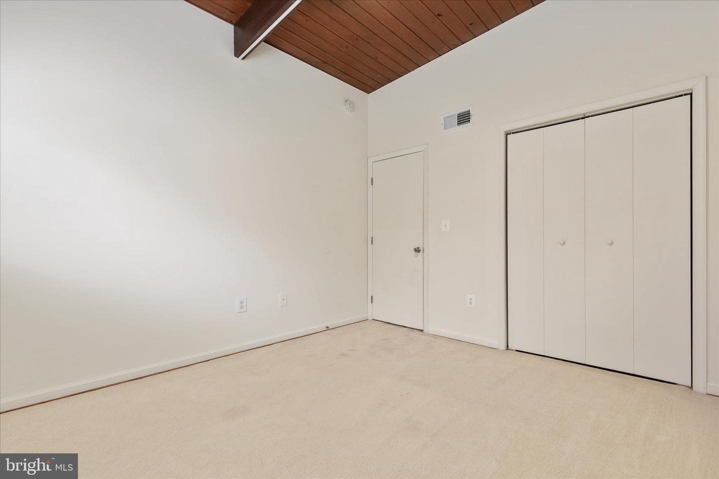 4901 Americana Drive #202 photo 21