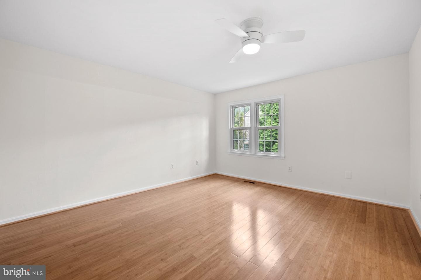 2880 Kelly Square photo 15